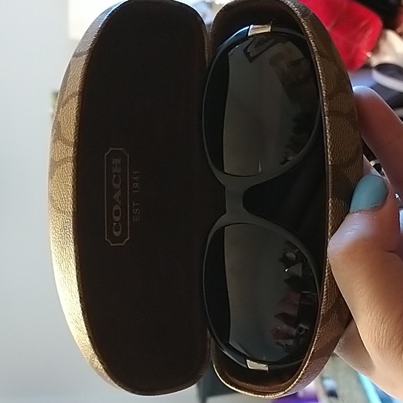 Coach black Tortoise Sunglasses on Coach case - Picture 9 of 9